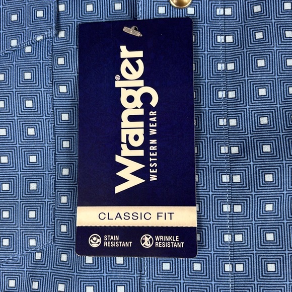 Wrangler **NEW** Embroidered Logo Snap Front Shirt, Size Large - Picture 5 of 8